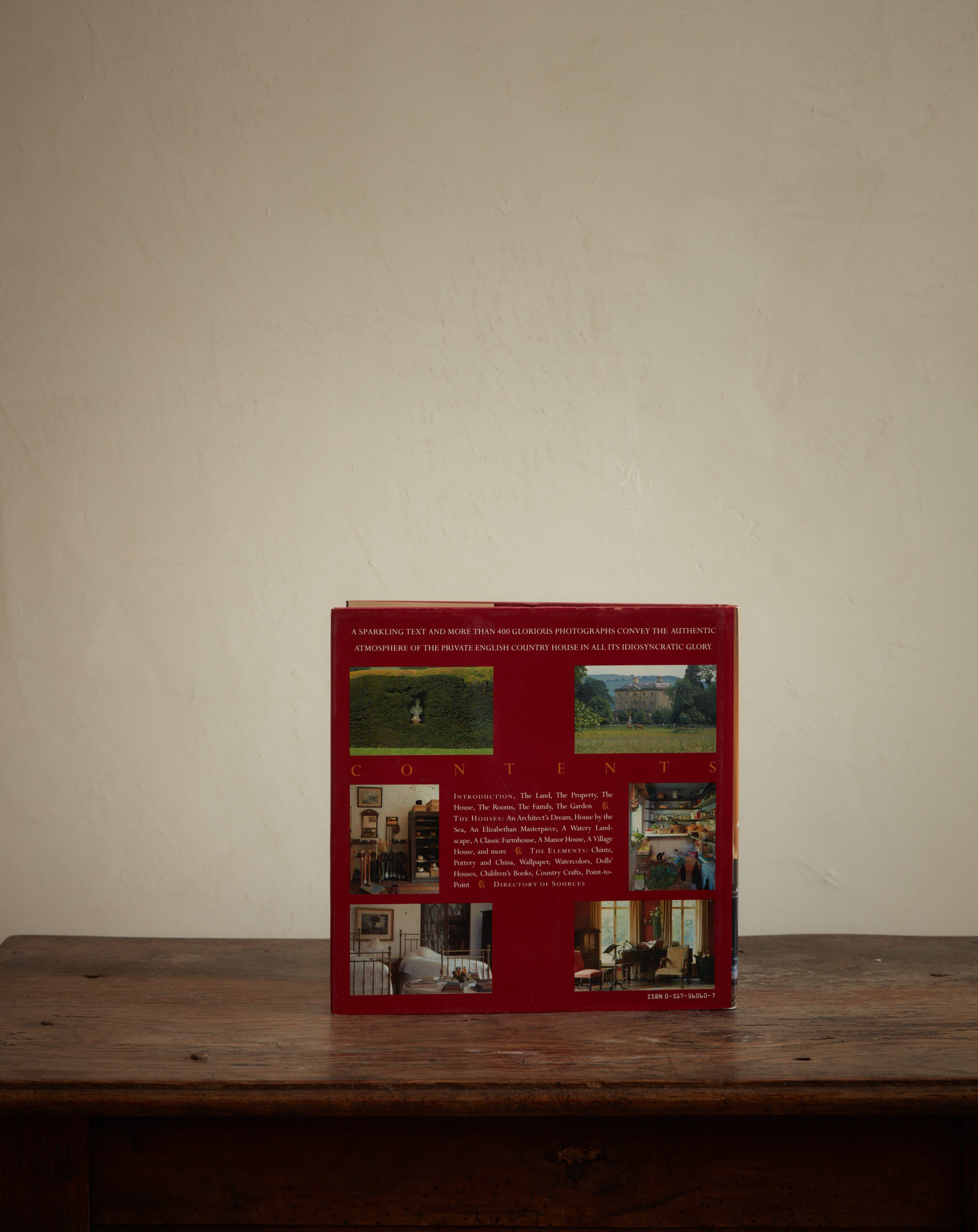 English Country by Caroline Seebohm and Christopher Simon Sykes